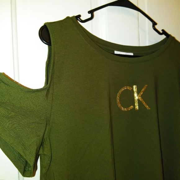 Calvin Klein Olive Cold Shoulder Tee NWT - Picture 4 of 5